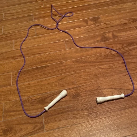 Rubber Jump Rope - Picture 3 of 3